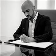 Professional Designer and AI instructor for your Archutecture and Interior projects.